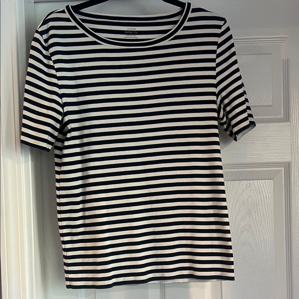 J Crew perfect fit navy stripe tee size L